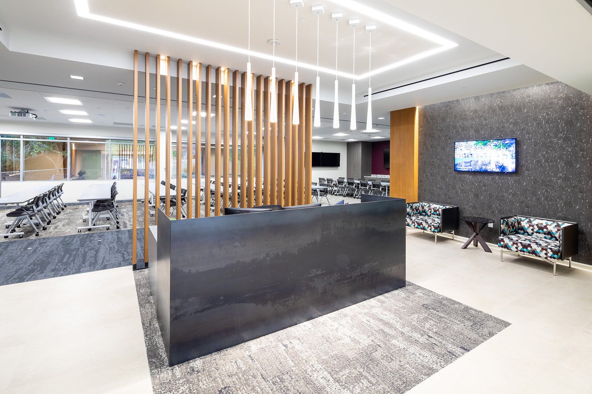 American Assets Trust expandable conference and training area | FORTÉ