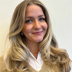 inspiring-women-avi-lizzy-wolterman