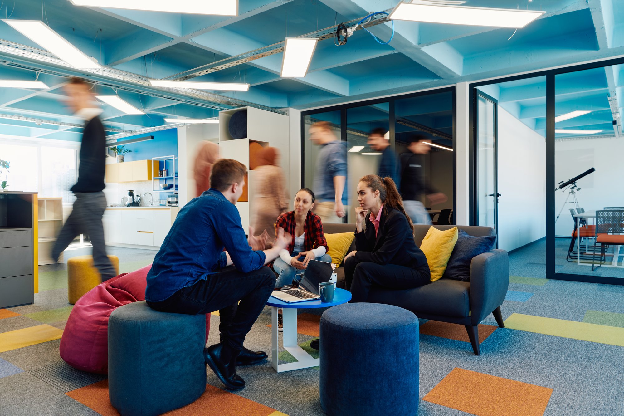 4-trends-redifining-the-modern-workplace-blog-image-1