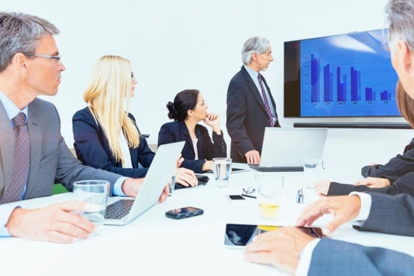 technology-in-large-conference-rooms-image